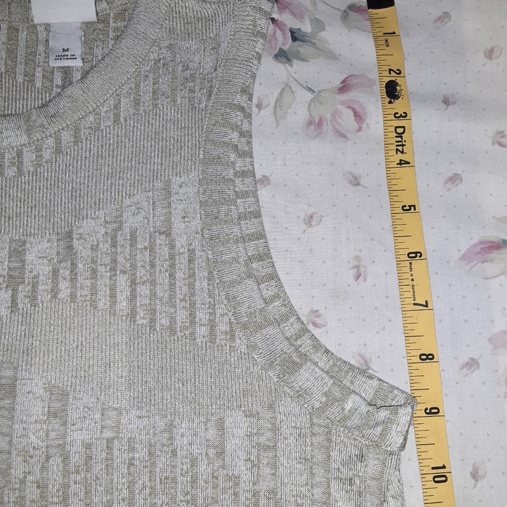 Jacquard Olive Green Tank Top - Picture 4 of 5